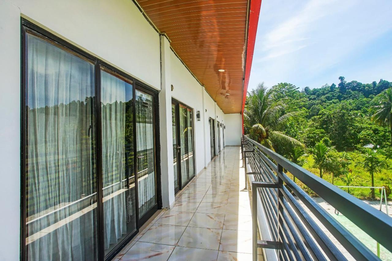 Oyo 2246 Anjung Bang Oking Hotel & Resort Pasarpulaupisang Exteriör bild