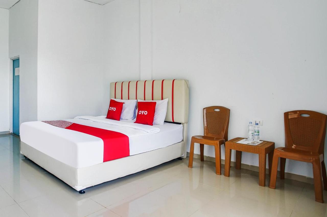 Oyo 2246 Anjung Bang Oking Hotel & Resort Pasarpulaupisang Exteriör bild