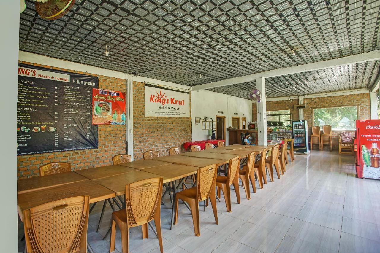 Oyo 2246 Anjung Bang Oking Hotel & Resort Pasarpulaupisang Exteriör bild