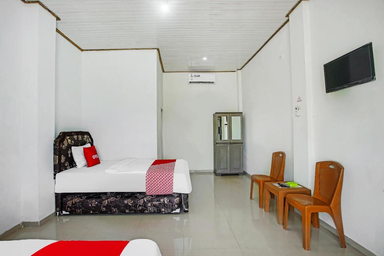 Oyo 2246 Anjung Bang Oking Hotel & Resort Pasarpulaupisang Exteriör bild