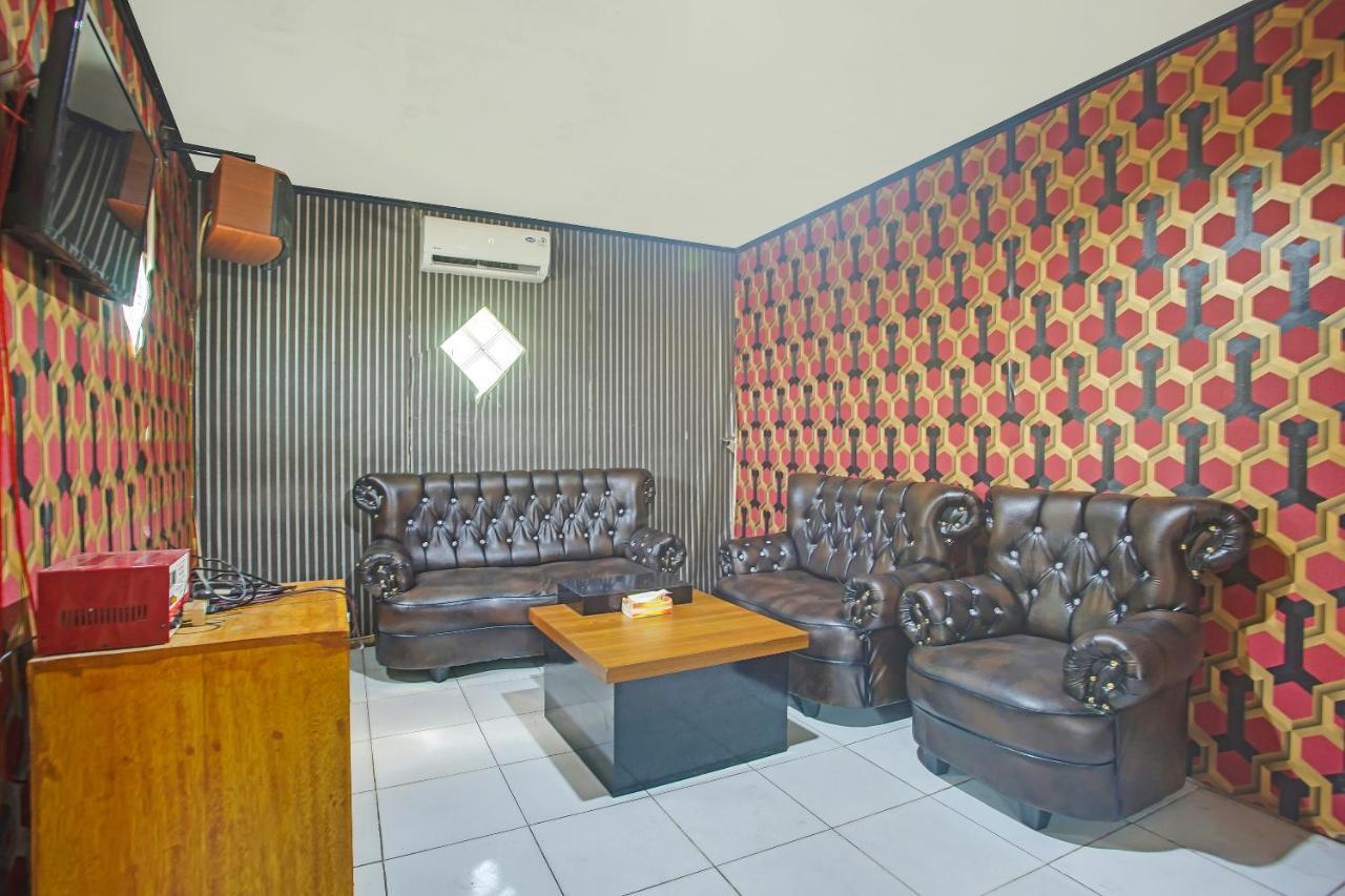 Oyo 2246 Anjung Bang Oking Hotel & Resort Pasarpulaupisang Exteriör bild