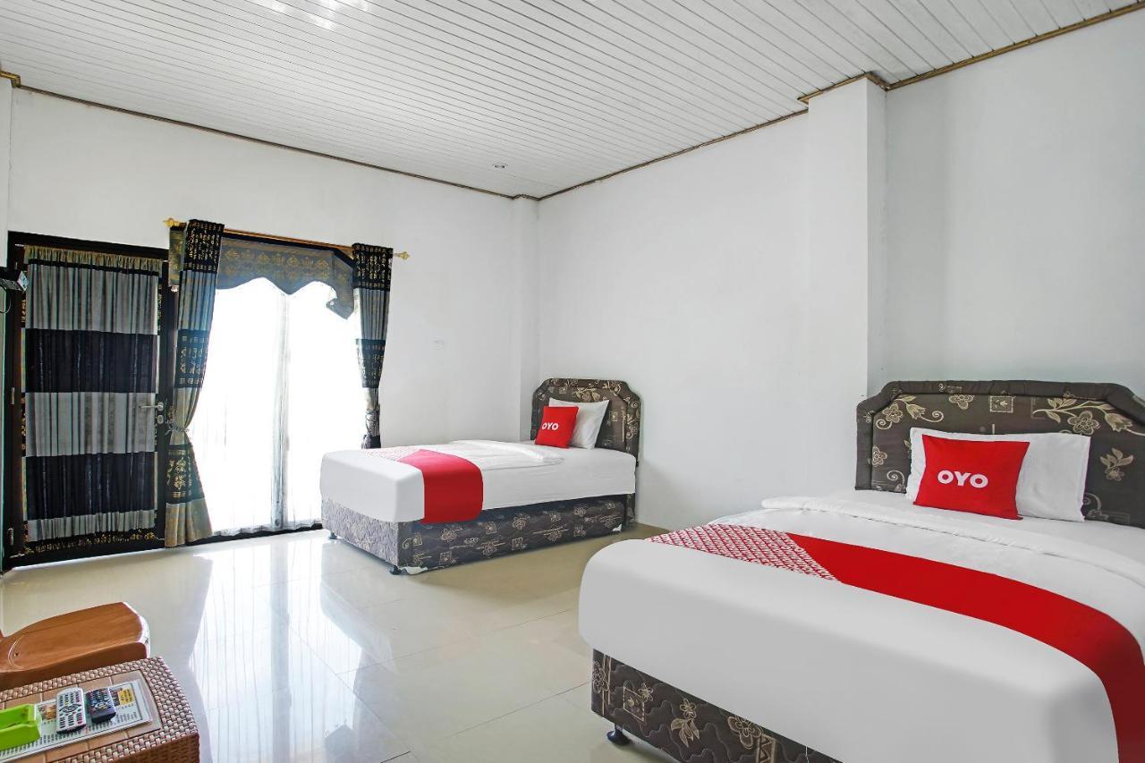 Oyo 2246 Anjung Bang Oking Hotel & Resort Pasarpulaupisang Exteriör bild